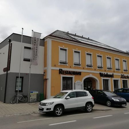 Seminarhotel Daniels Голс Екстериор снимка