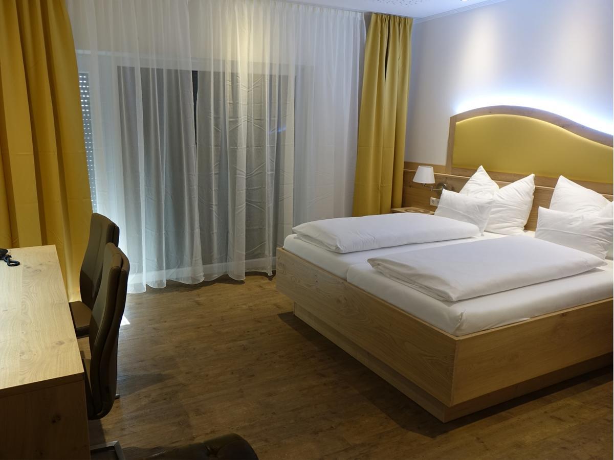 Seminarhotel Daniels Голс Екстериор снимка